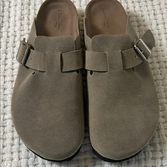 Universal Thread Tan Mules - Picture 7 of 7